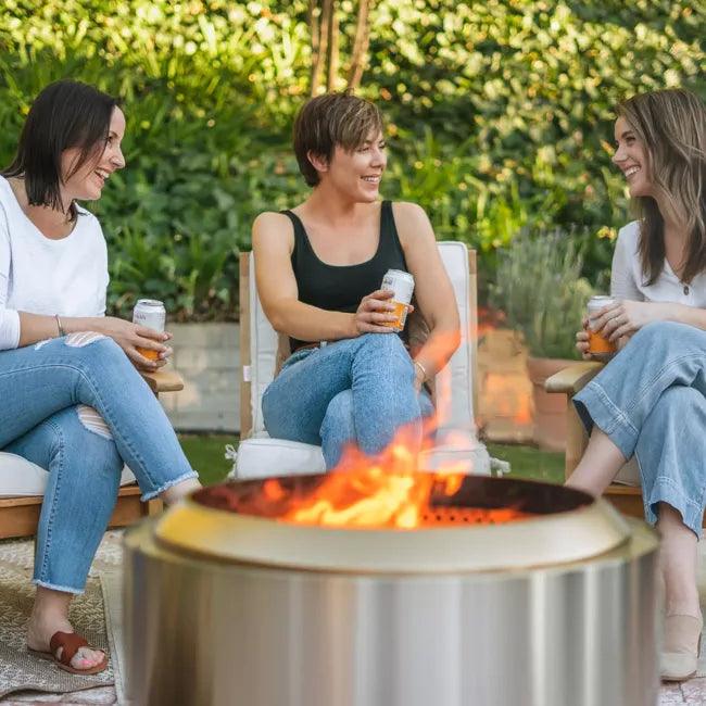 Benefits of A Smokeless Fire Pit - Mancave Backyard