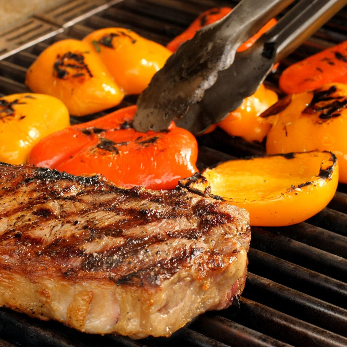 Saber Grills: Elite 3-Burner Built-In Grill (NG) - R50SB1517