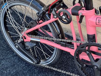 Brompton C Line 12-Speed Mid-HB Flamingo Pink