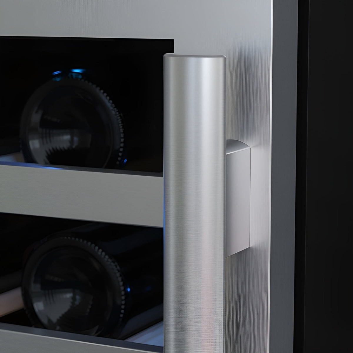 Avallon 15 Inch Wide 27 Bottle Capacity Single Zone Wine Cooler with Right Swing Door - AWC152SZRH
