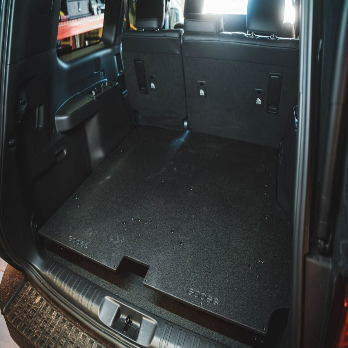 GOOSE GEAR Toyota - Land Cruiser - 2024-Present - LC250 - Explore Series - Rear Plate System - 1011-GGR-SH